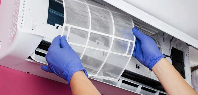 Technicien réparation split réversible G M Climatisation Gironde